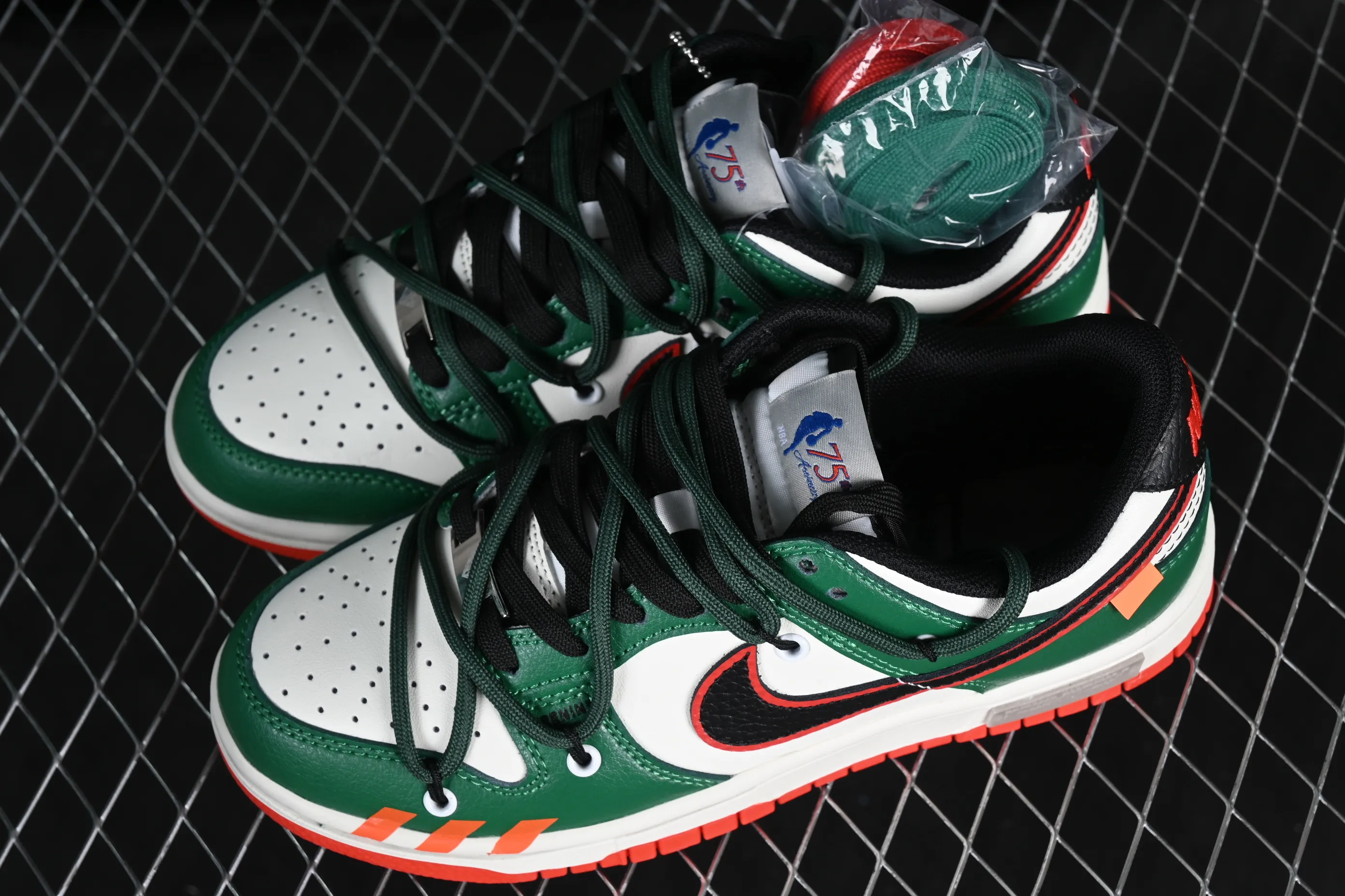 All Categories Nk SB Dunk Series Nk SB Dunk Low Low-top sneakers NBA x Nk Dunk Low Panda Prank Retro cordon 2.0 SB strap low-top casual sneakers DD3363-100